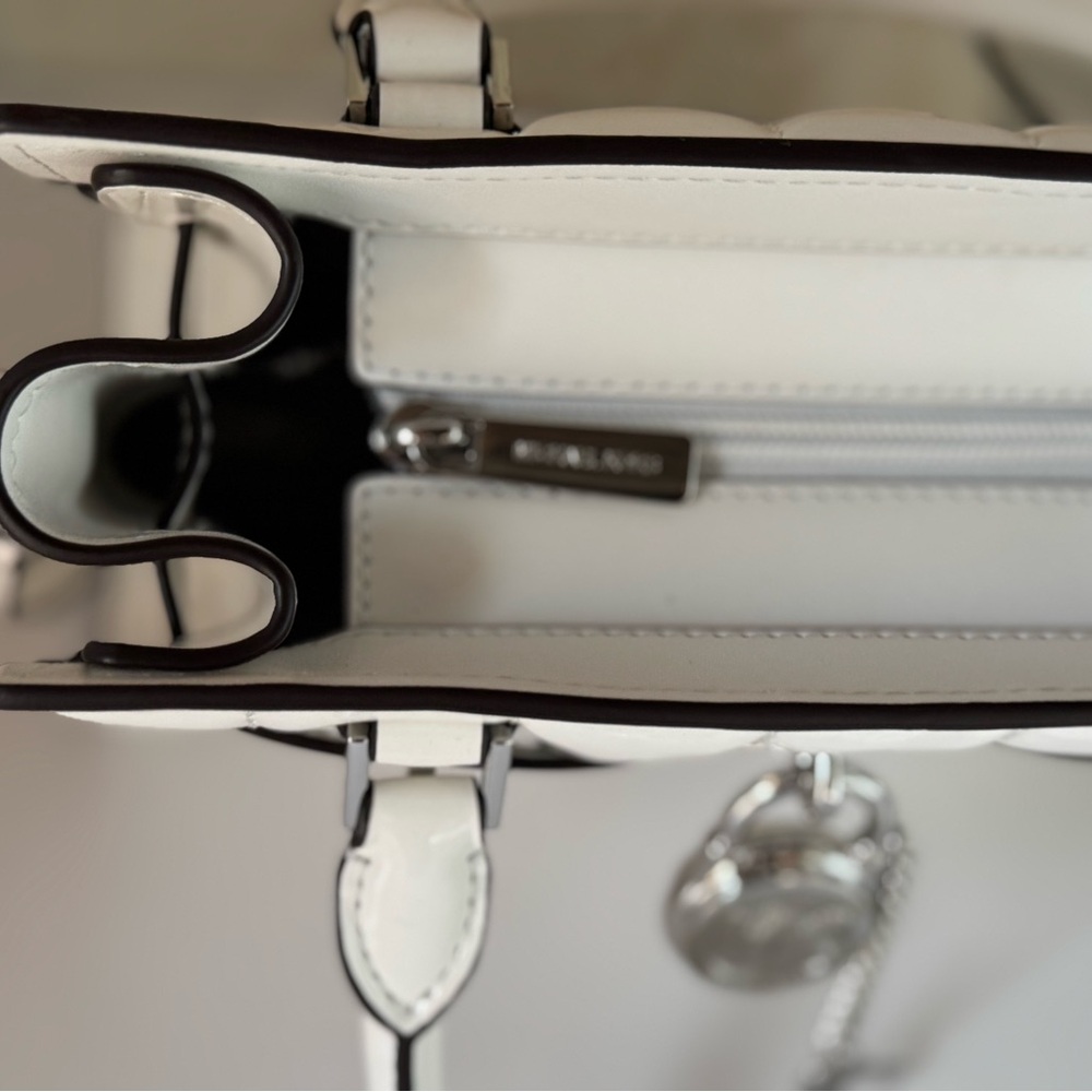 Michael Kors Hamilton Glossy White Quilted Satchel Shoulder Bag - Picture 7 of 13